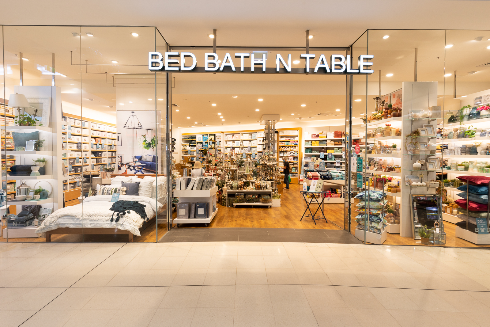 Bed Bath N Table.JPG