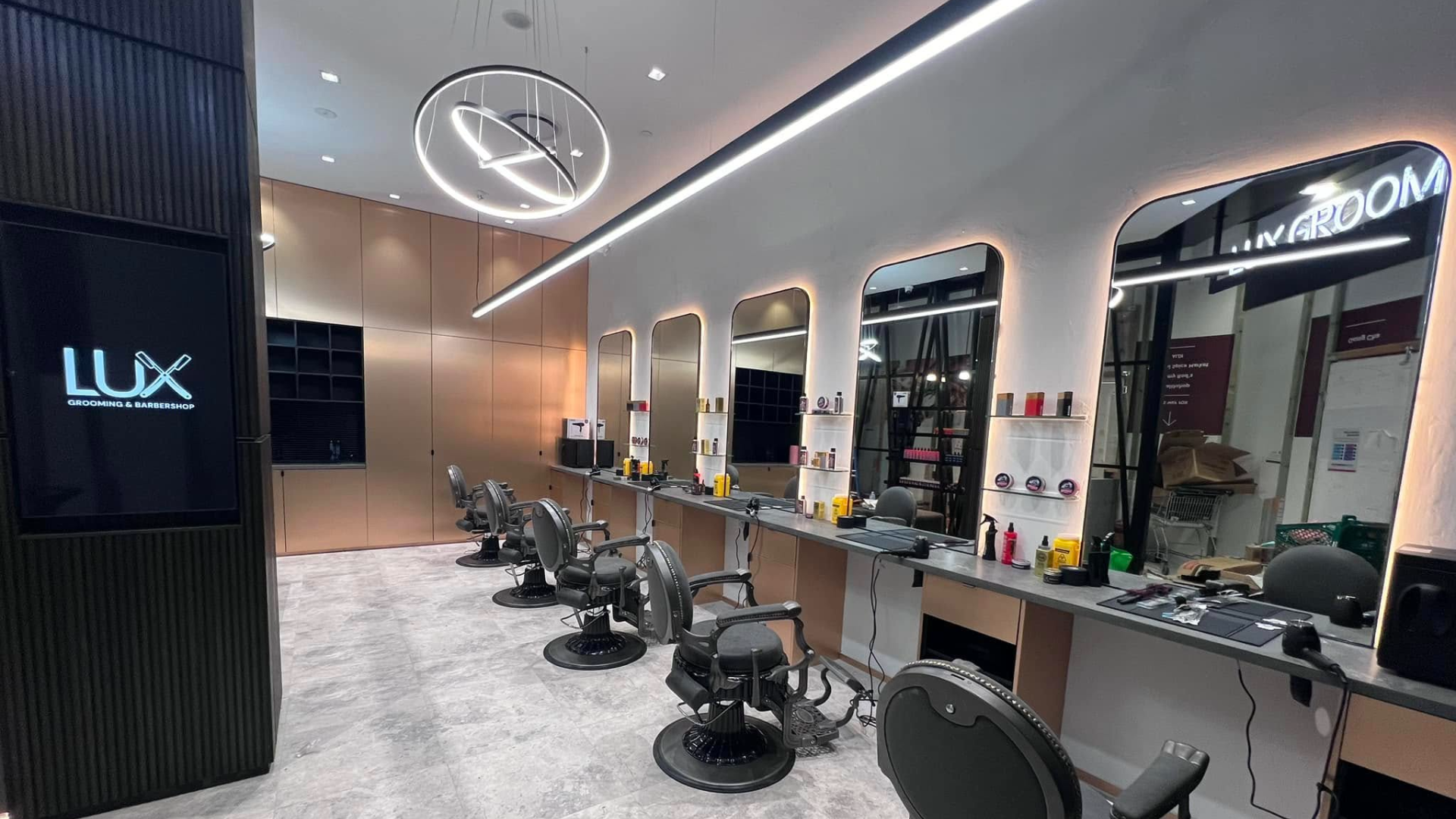 Luxe Grooming Store 1920 x 1080.png