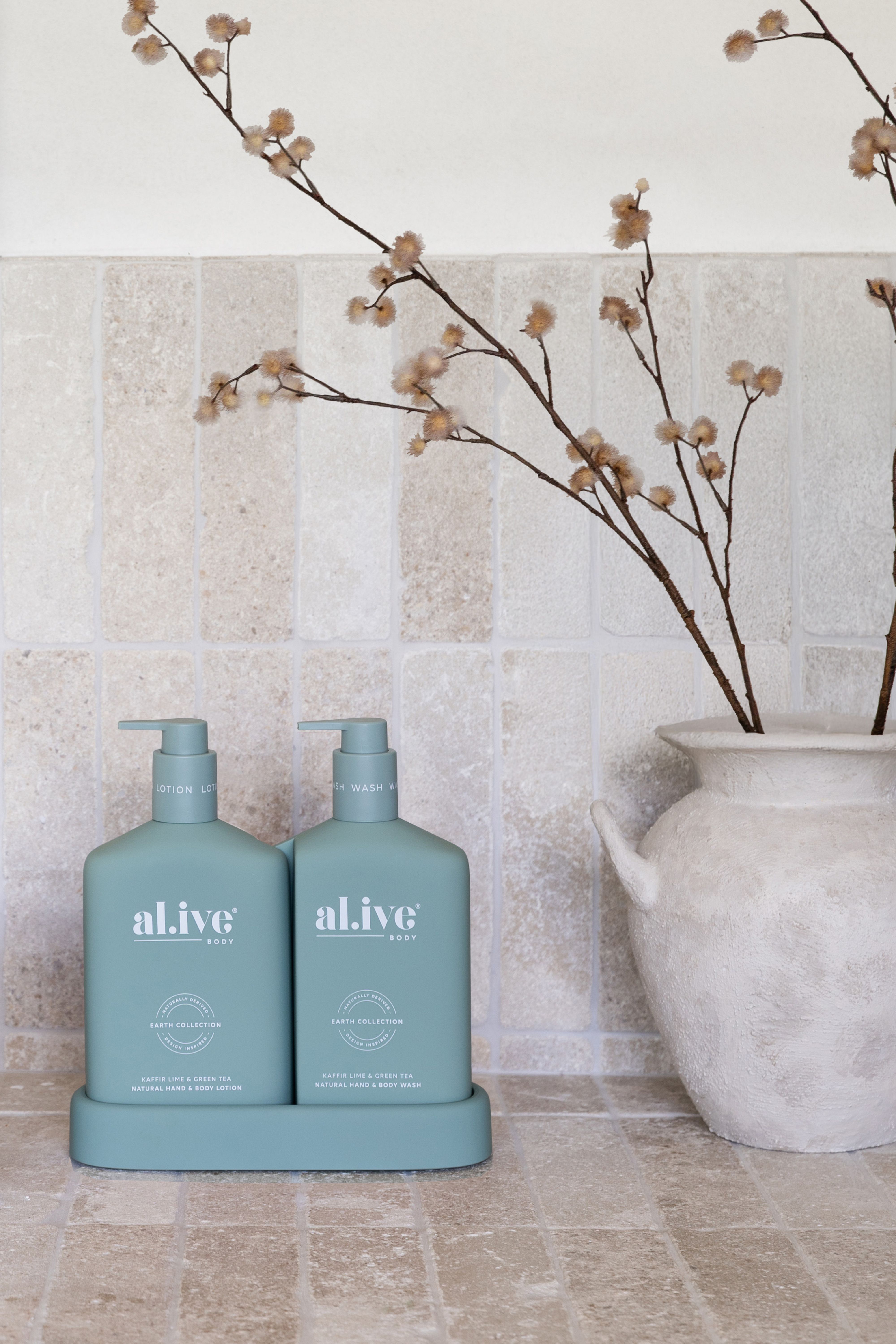 Alive Body Wash and Lotion Duo Green Colour 1.jpg